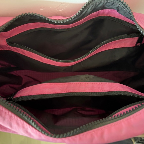 Baggu Medium Crescent Bag - Picture 5 of 6